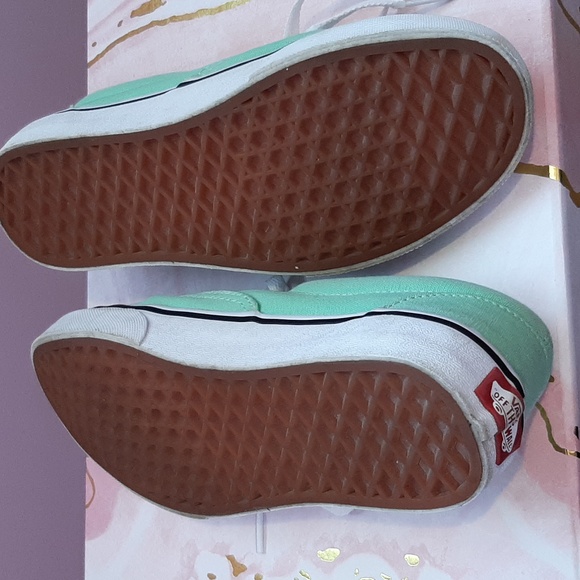 Vans Shoe - Picture 4 of 5